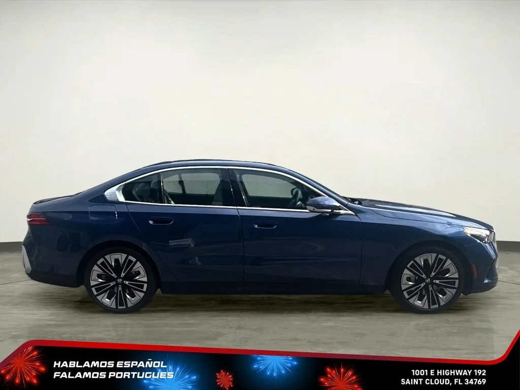 Used 2024 Blue BMW xDrive image 7