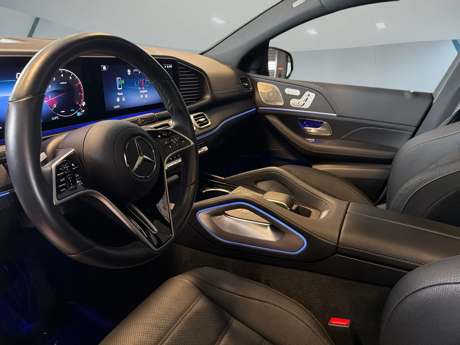 Used 2025 Silver Mercedes-Benz Gle 450 4matic Coupe image 10