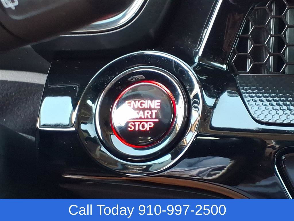 Used 2025 Gray Honda EX-L image 17