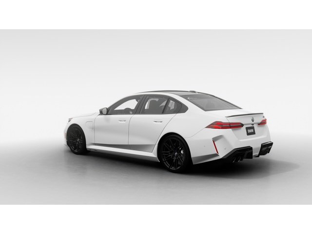 2027 BMW M5 photo 2