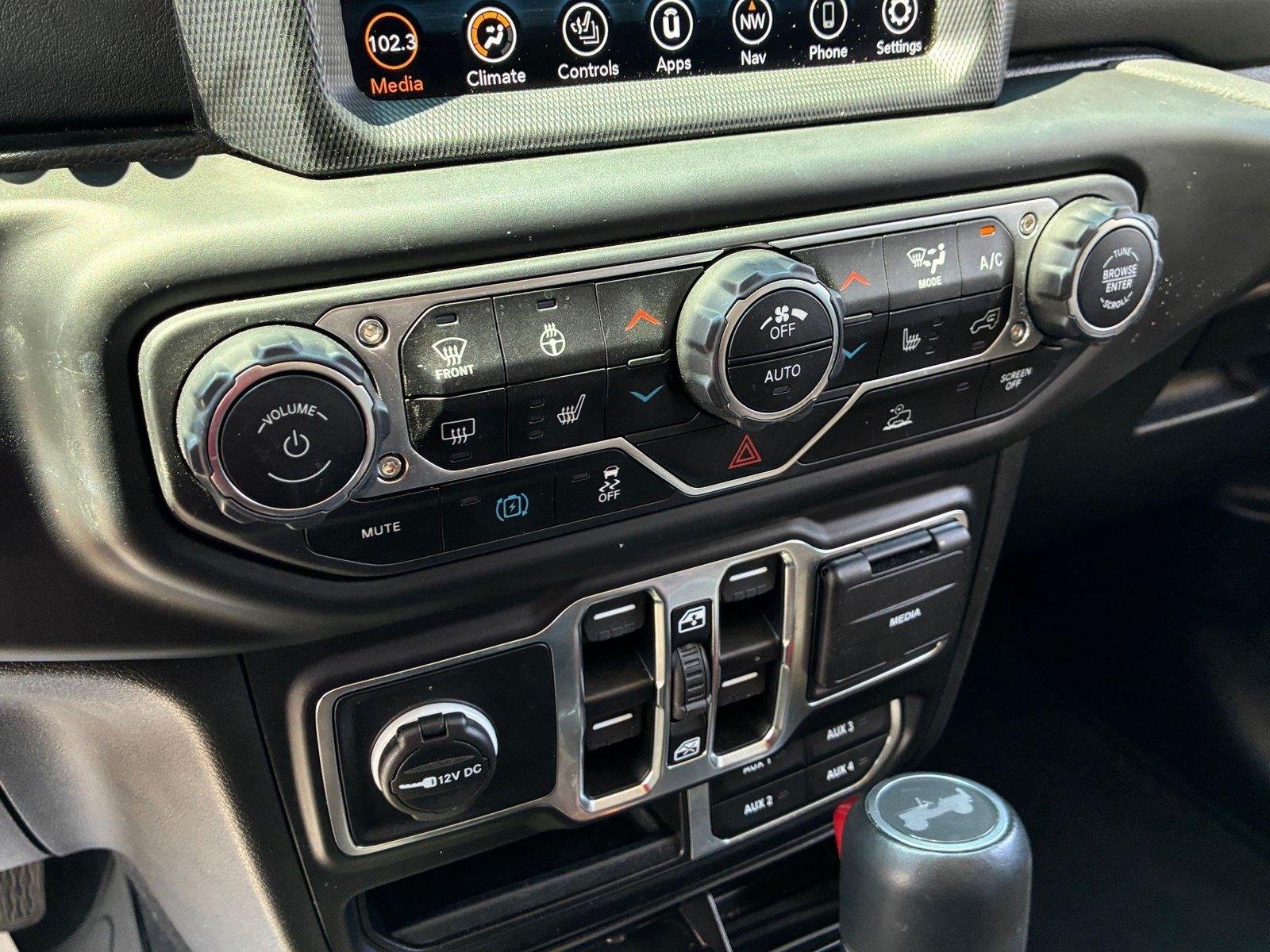 Used 2023 Black Clearcoat Jeep Sahara image 20
