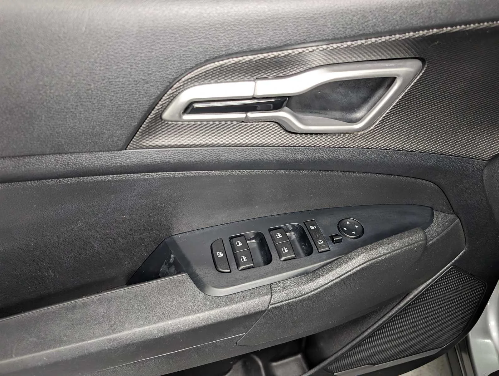 Used 2024 Steel Gray Kia LX image 39