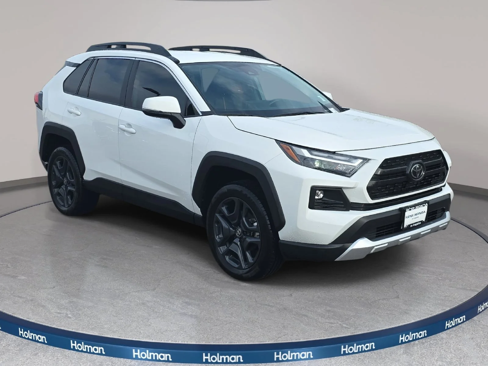 Used 2024 Ice Toyota Adventure image 4