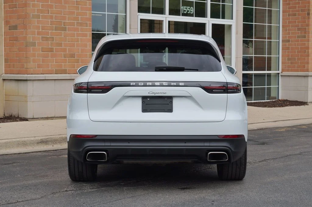 Used 2019 White Porsche Base image 4