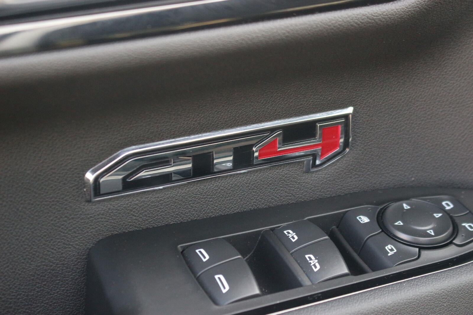 Used 2026 Summit White GMC AT4 image 16
