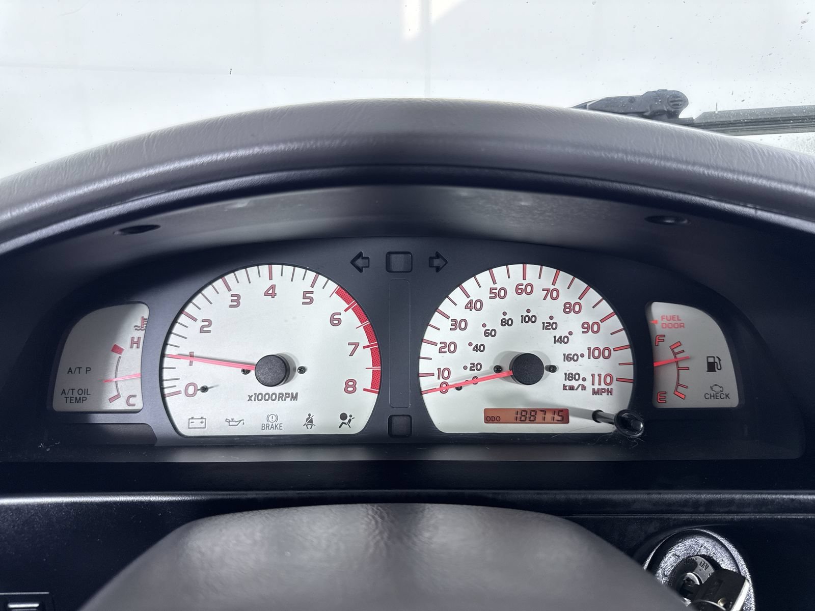 Used 2002 Green Toyota  image 16