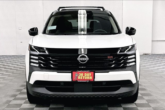 New 2026 Aspen White with Black Roof Nissan SR image 16