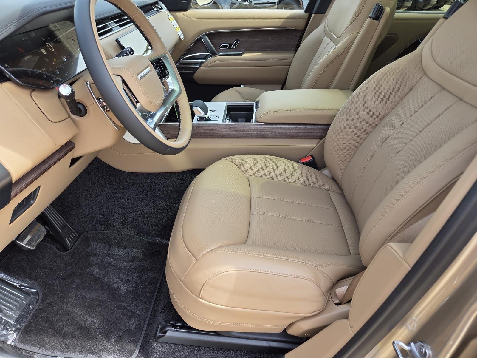 New 2026 Sunset Gold Land Rover SE image 30