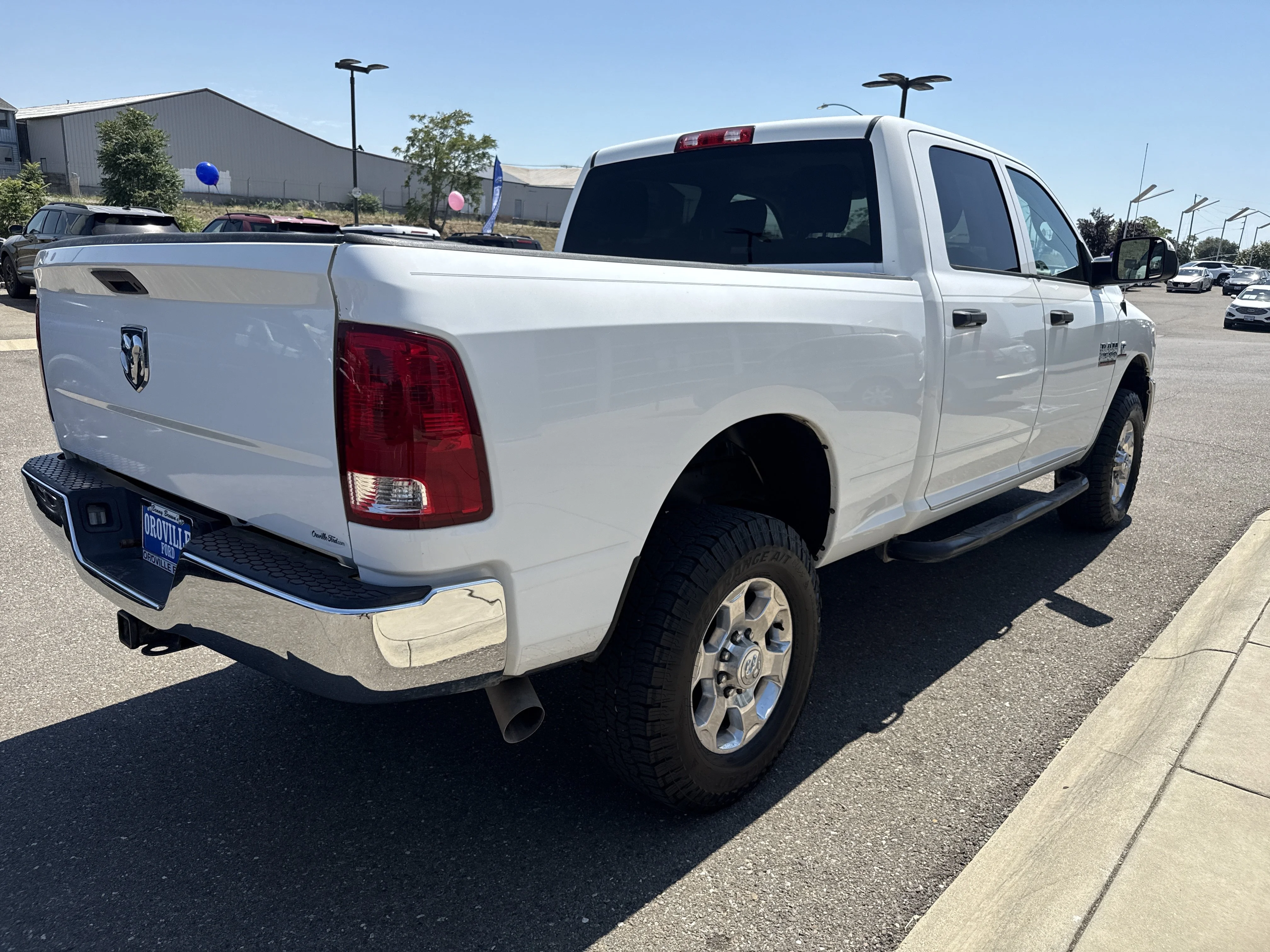 Used 2016 Bright White Clearcoat Ram Tradesman image 5