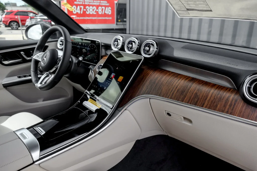 New 2026 Graphite Grey Metallic Mercedes-Benz GLC 300 image 55