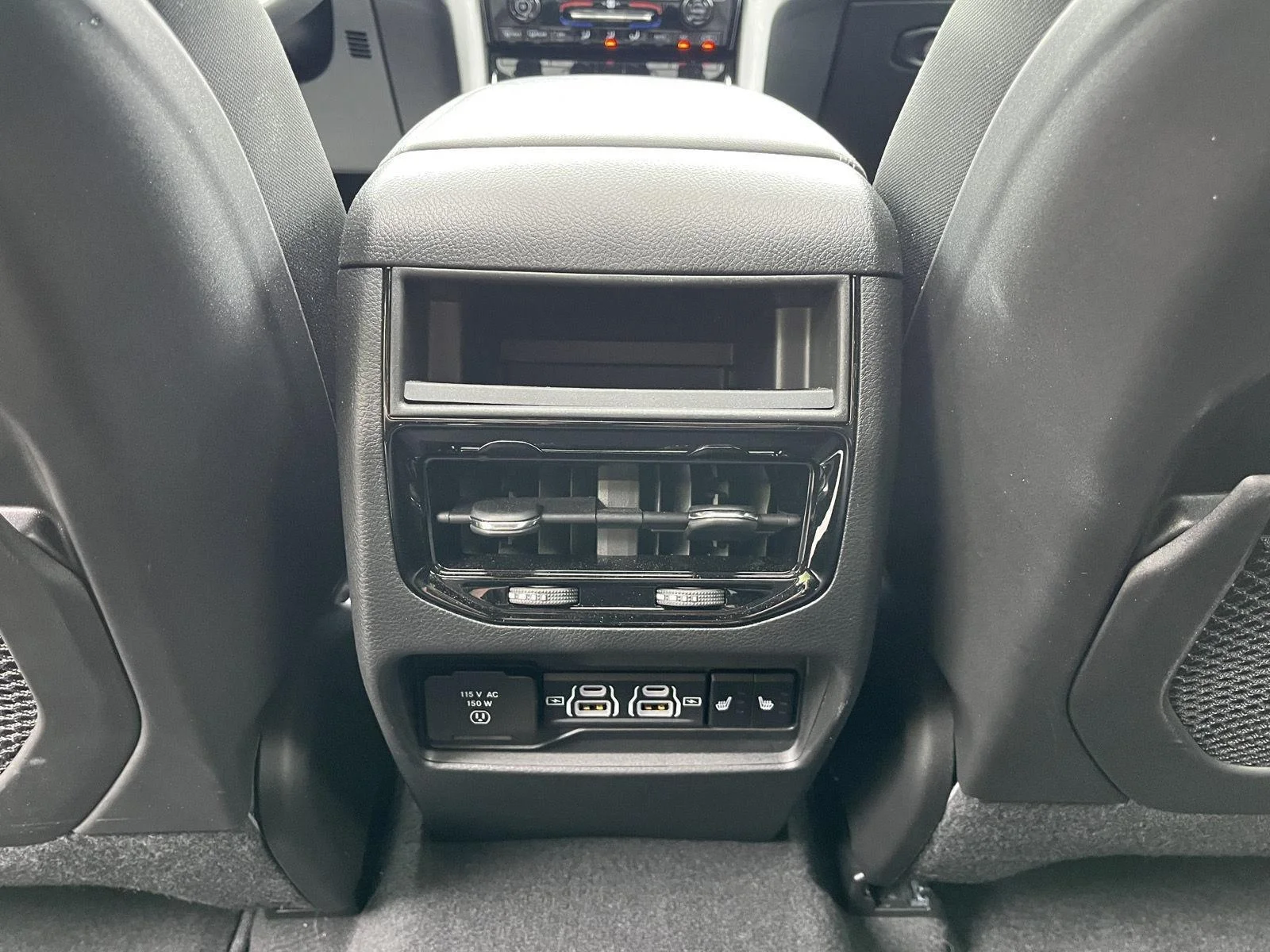 Used 2025 Baltic Gray Metallic Clearcoat Jeep Limited image 16