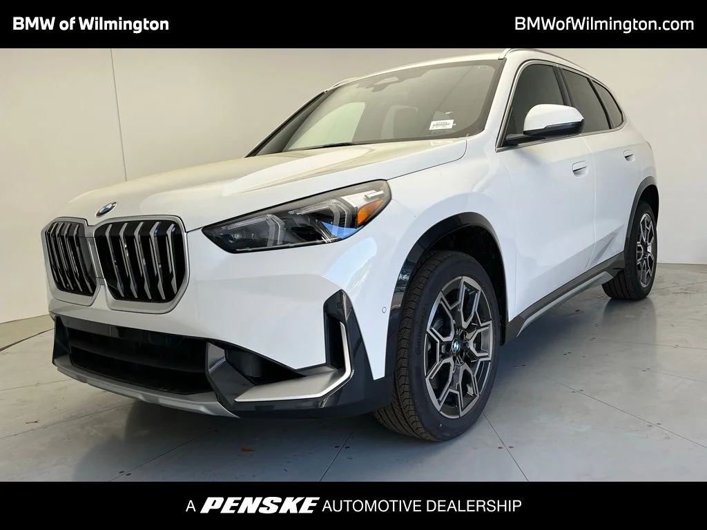 Used 2026 Alpine White BMW xDrive28i image 1