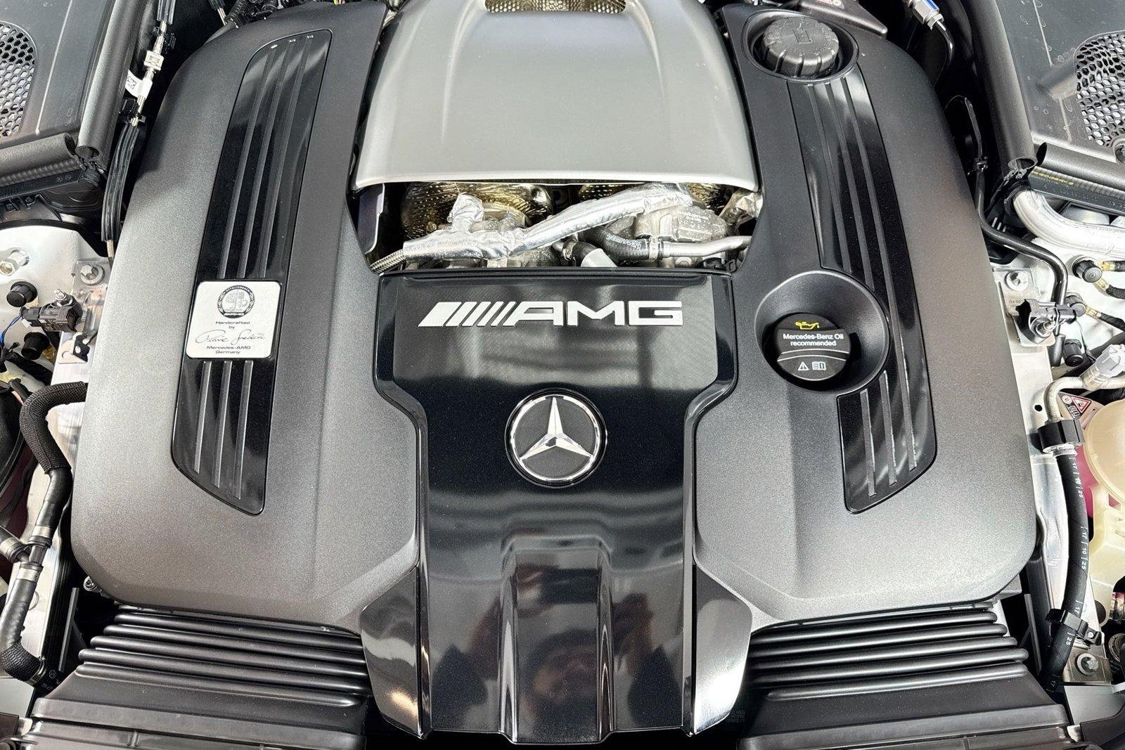 New 2026 Manufaktur Moonlight White Magno Mercedes-Benz AMG® S 63 E image 27