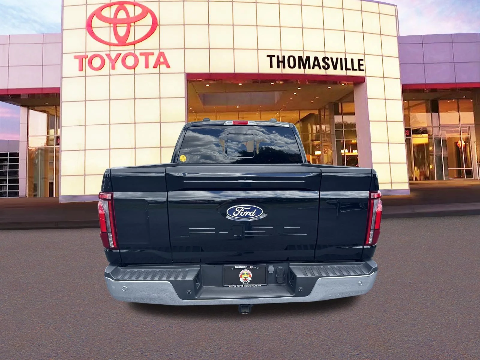 Used 2025 Black Metallic Ford Lariat image 6