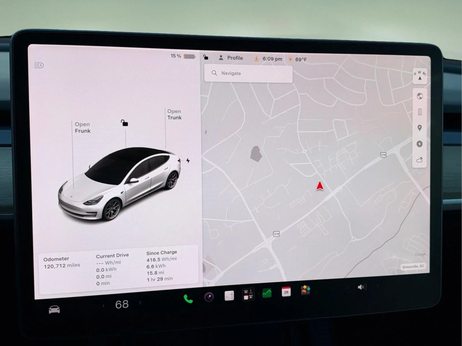 Used 2022  Tesla Long Range image 28