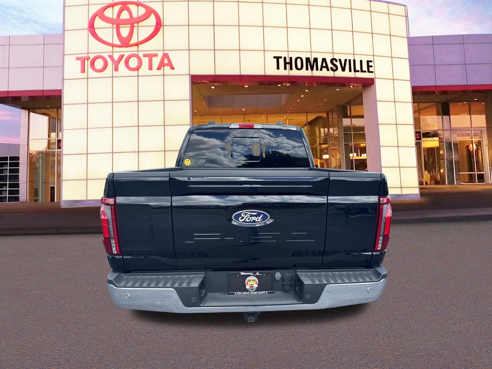 Used 2025 Black Metallic Ford Lariat image 6