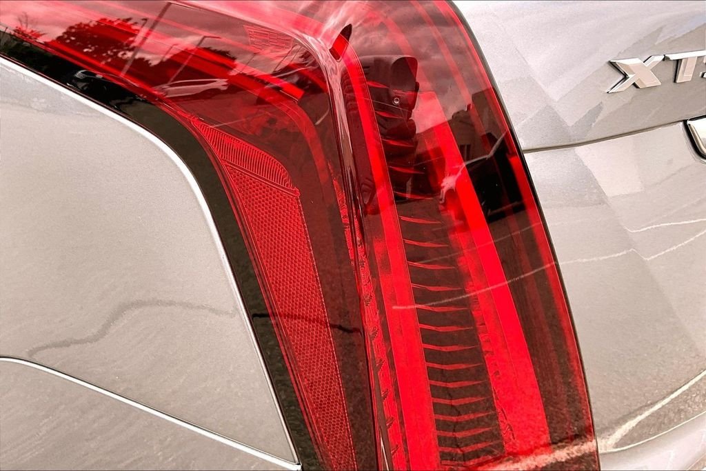 Used 2025 Silver Cadillac Premium Luxury image 32