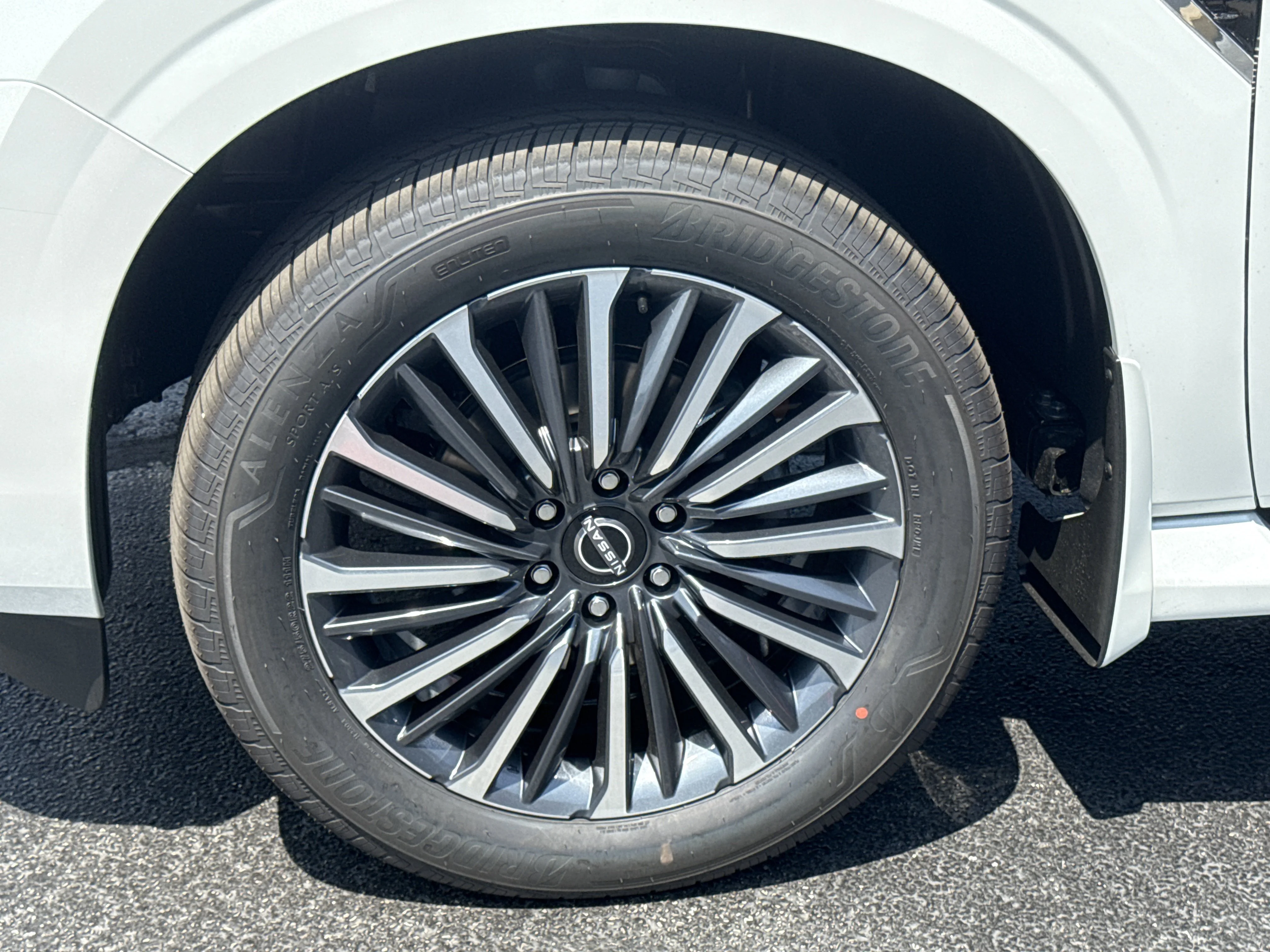 New 2026 Everest White Pearl Tricoat Nissan Platinum Reserve 4WD image 16