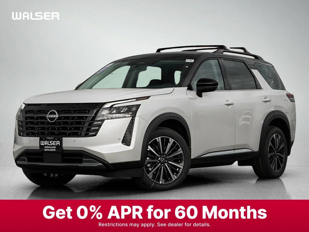 2026 Nissan Pathfinder Platinum 4WD's photo