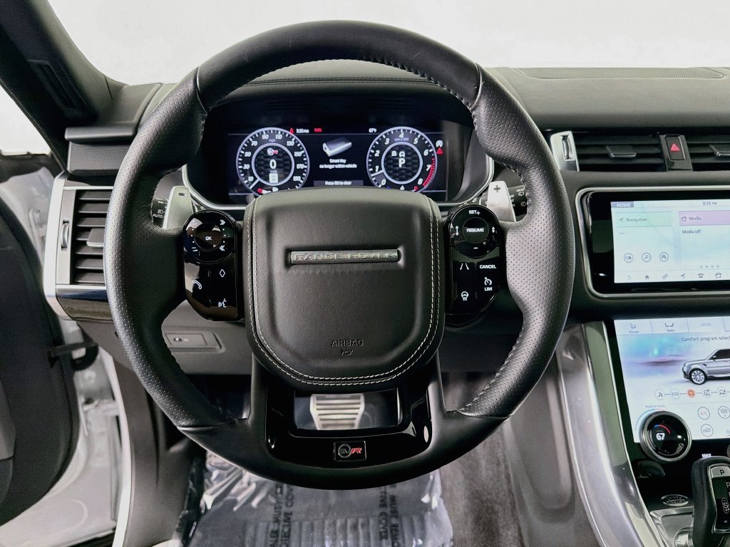 Used 2022 Fuji White Land Rover SVR image 11