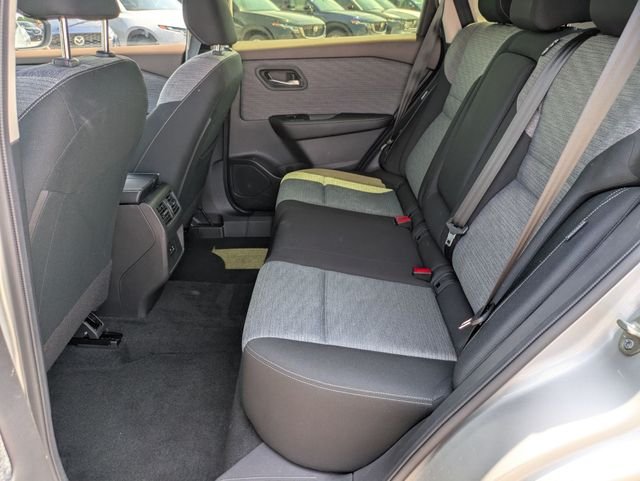 Used 2023 Silver Nissan SV image 24