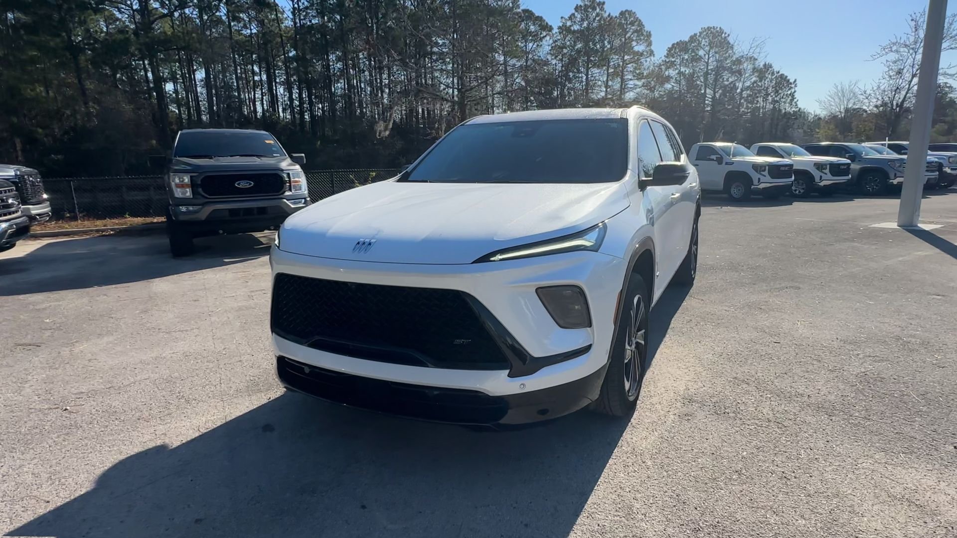 2025 Buick Enclave Sport Touring - Photo 37