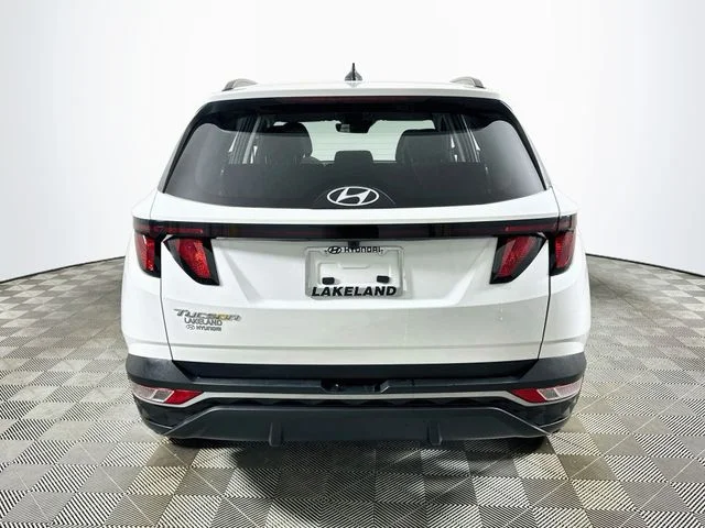 Certified Used 2024 White Hyundai SEL image 4
