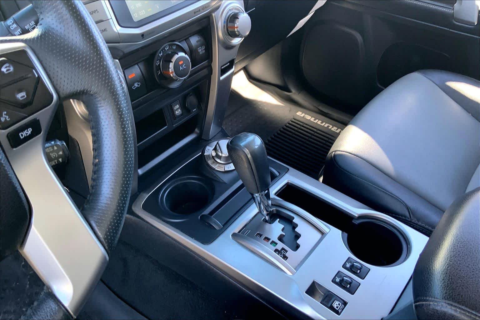 Used 2019 Magnetic Gray Metallic Toyota SR5 Premium image 14