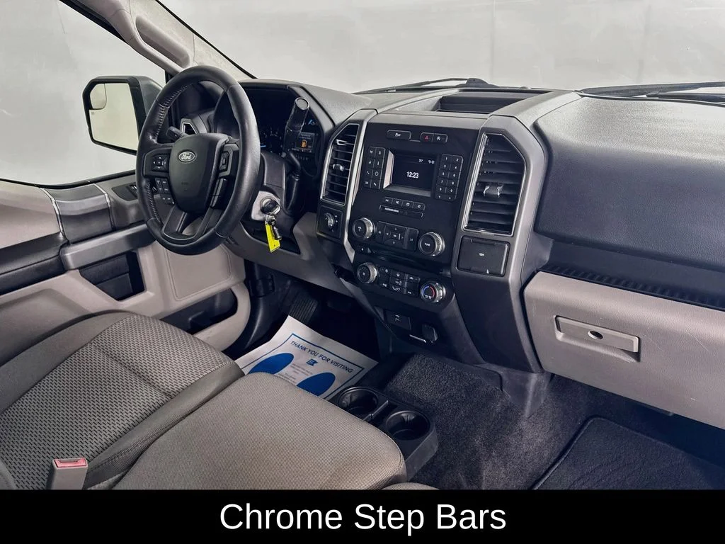 Used 2018 Oxford White Ford XLT image 32