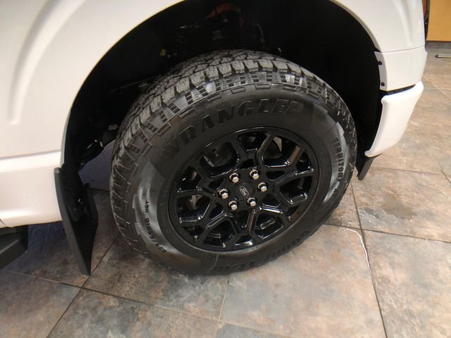 New 2026 Oxford White Ford XLT image 9