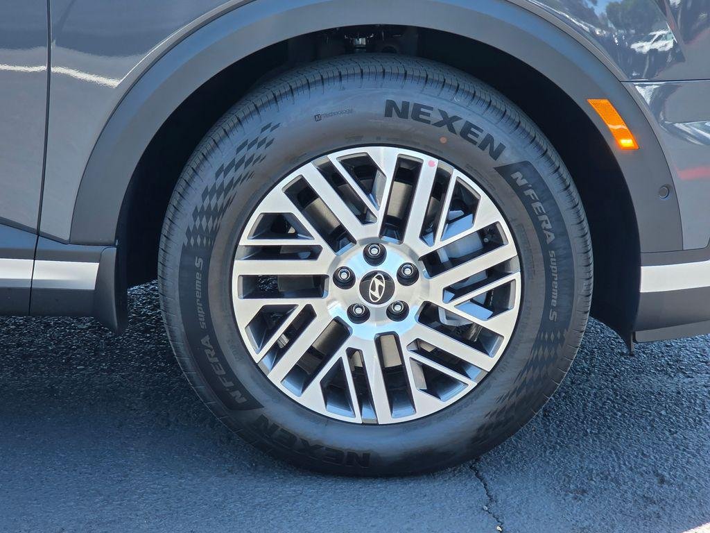 New 2026 Gray Hyundai SEL Premium FWD image 8