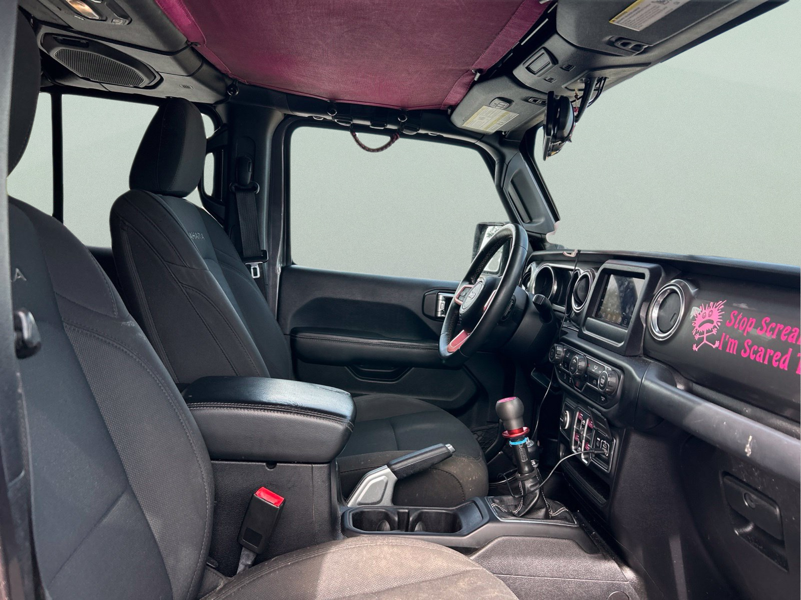 Used 2018 Gray Jeep Unlimited Sahara image 12