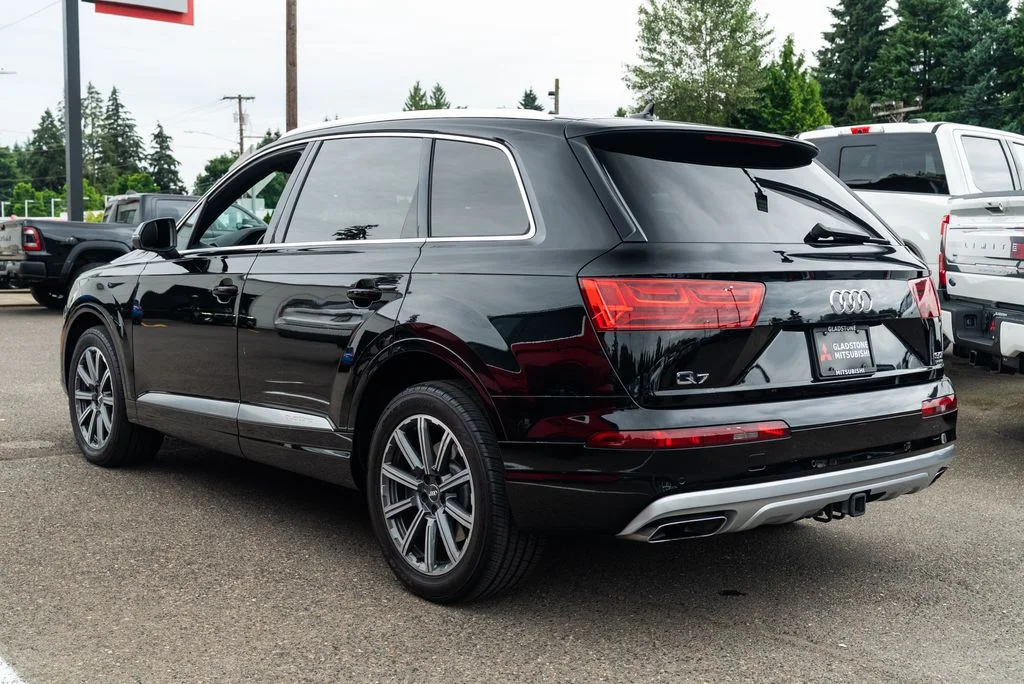 Used 2017 Black Audi 3.0T Premium Plus image 4