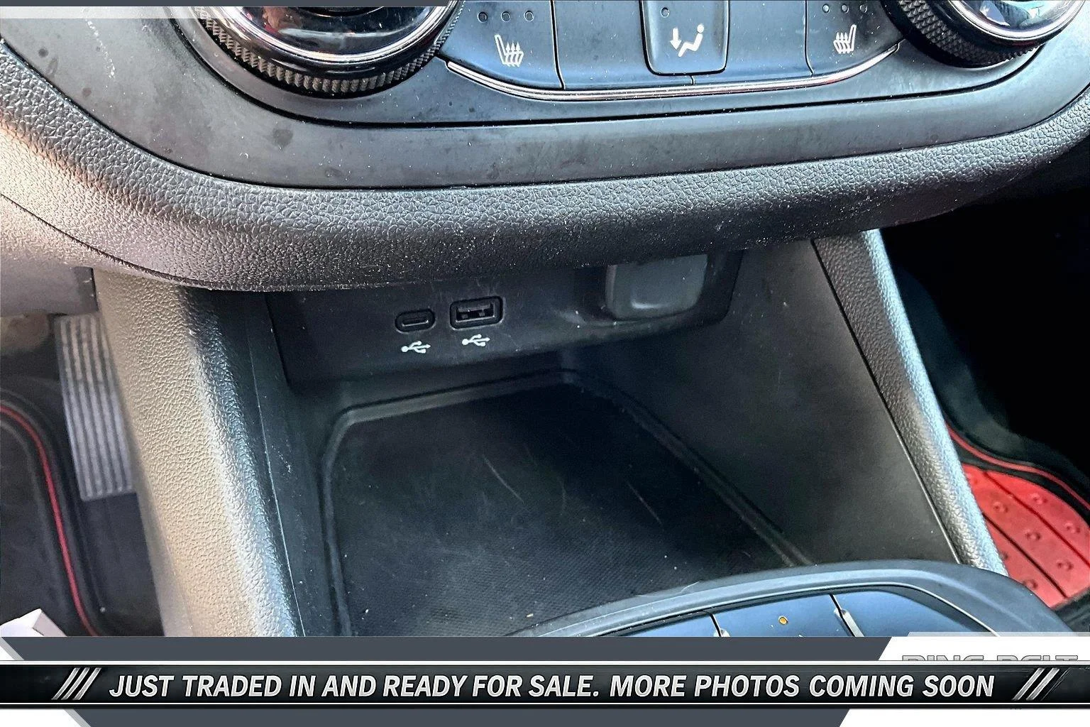 Used 2024 White Frost Tricoat Buick Preferred image 24