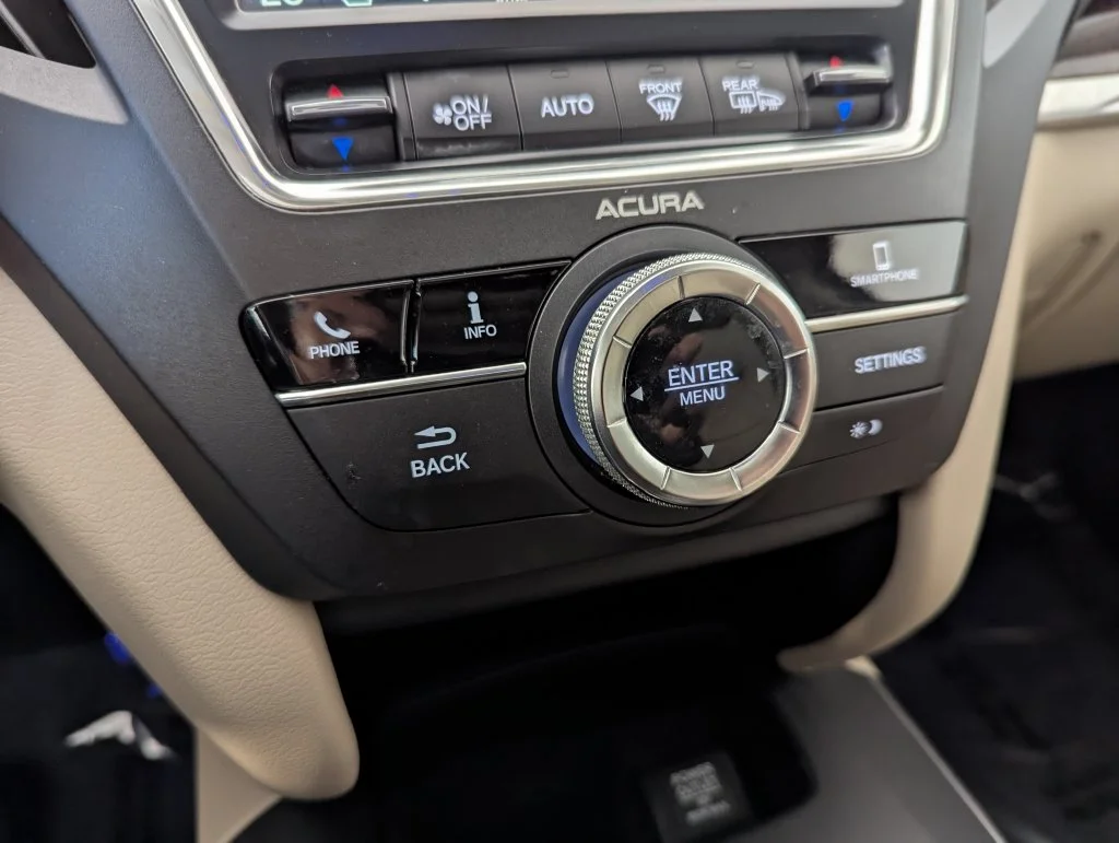 Used 2018 White Acura 3.5L image 79