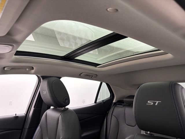 New 2026 Summit White Buick Sport Touring image 5