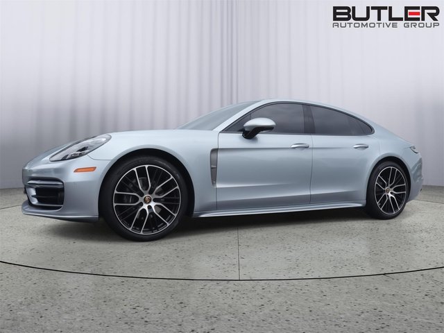 2023 Porsche Panamera Platinum Edition