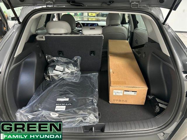 New 2026 Gray Hyundai SEL Premium image 25