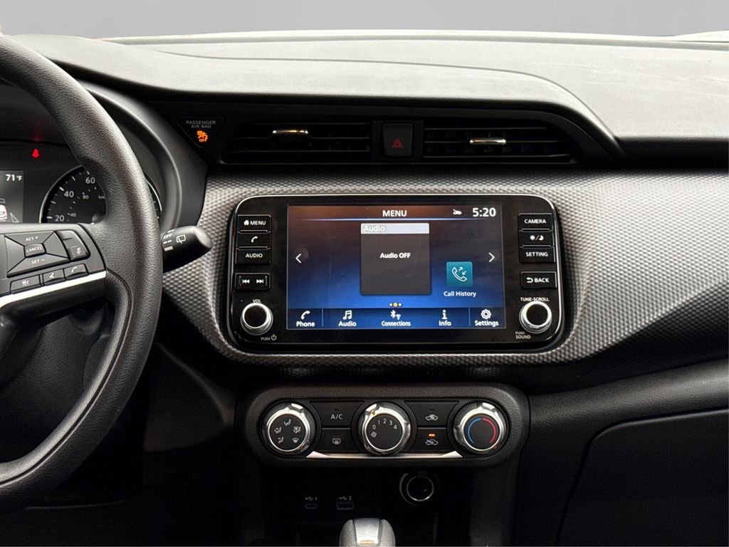 Used 2024 Gray Nissan SV image 18