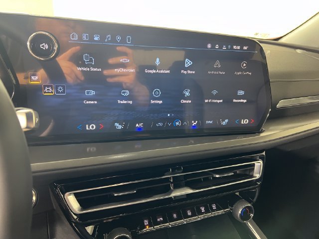2027 Chevrolet Traverse LT - Photo 17