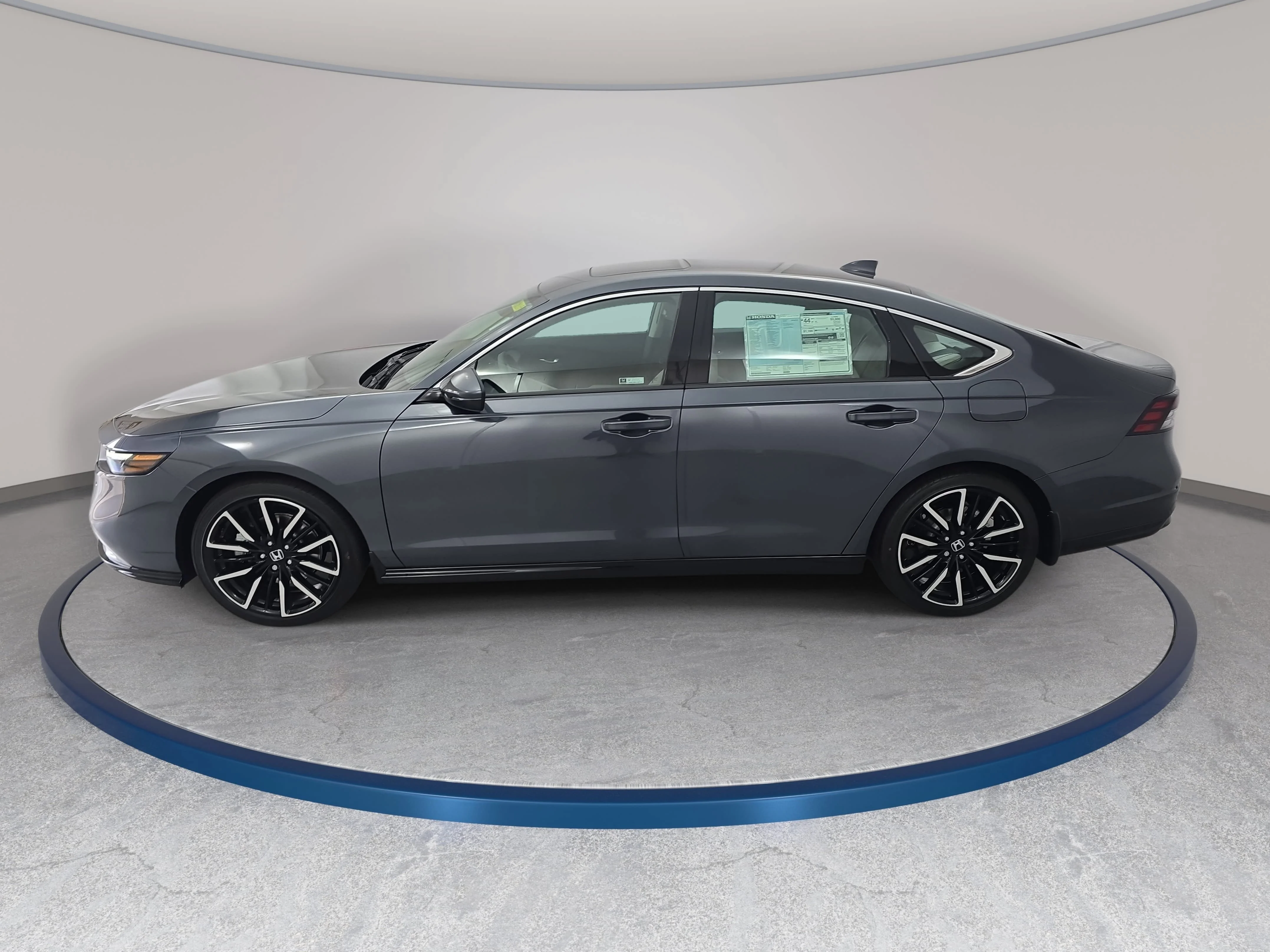 New 2026 Meteorite Gray Metallic Honda Touring image 8