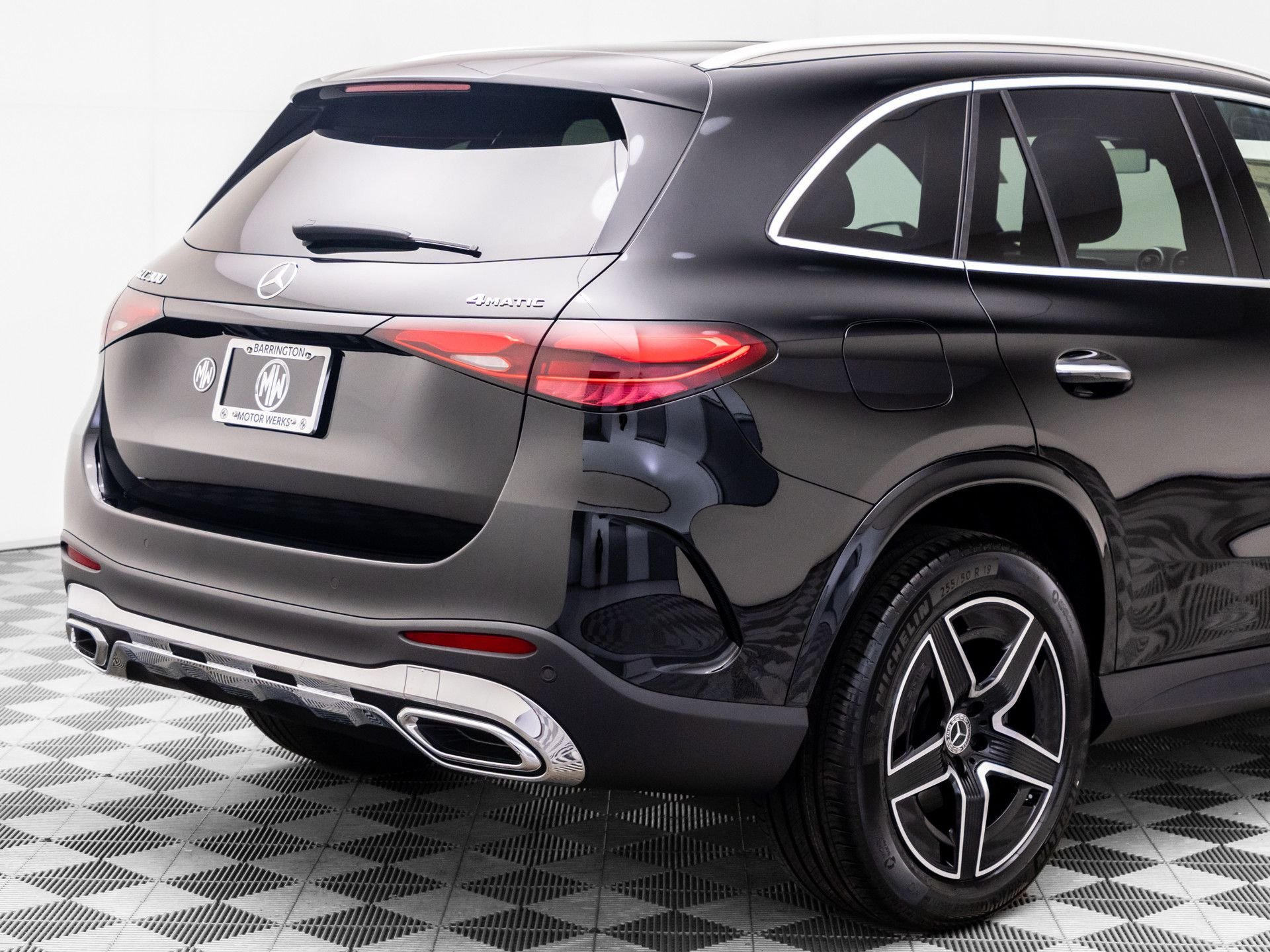 New 2026 Black Mercedes-Benz GLC 300 image 42