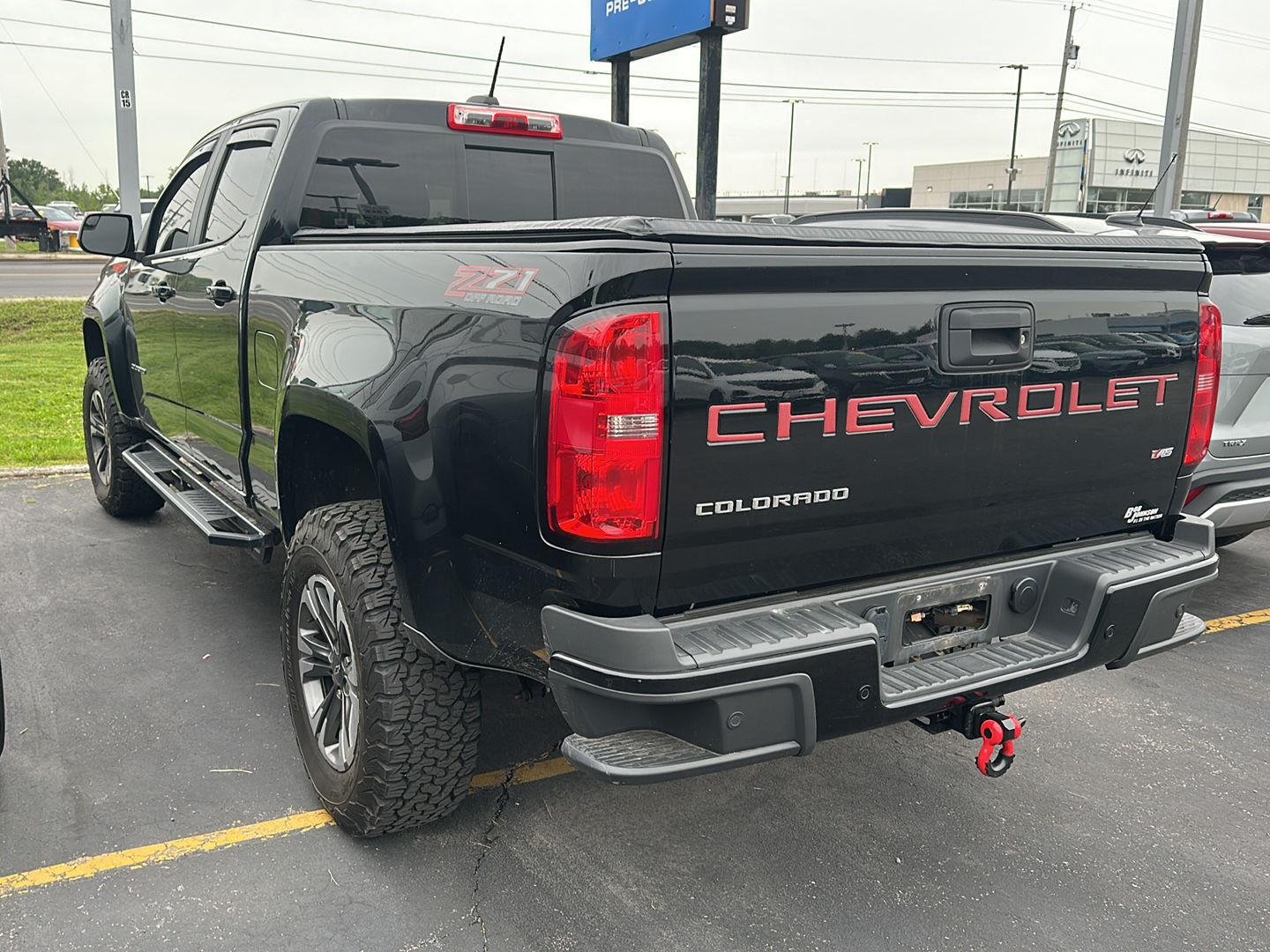 Used 2022 Black Chevrolet 4WD Z71 image 5