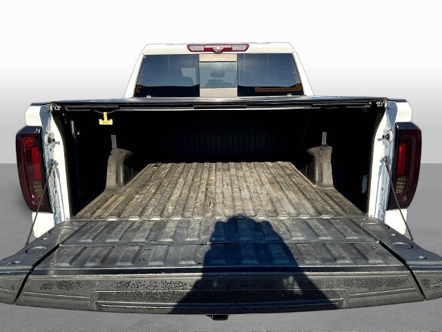 Used 2022 White GMC AT4X image 10