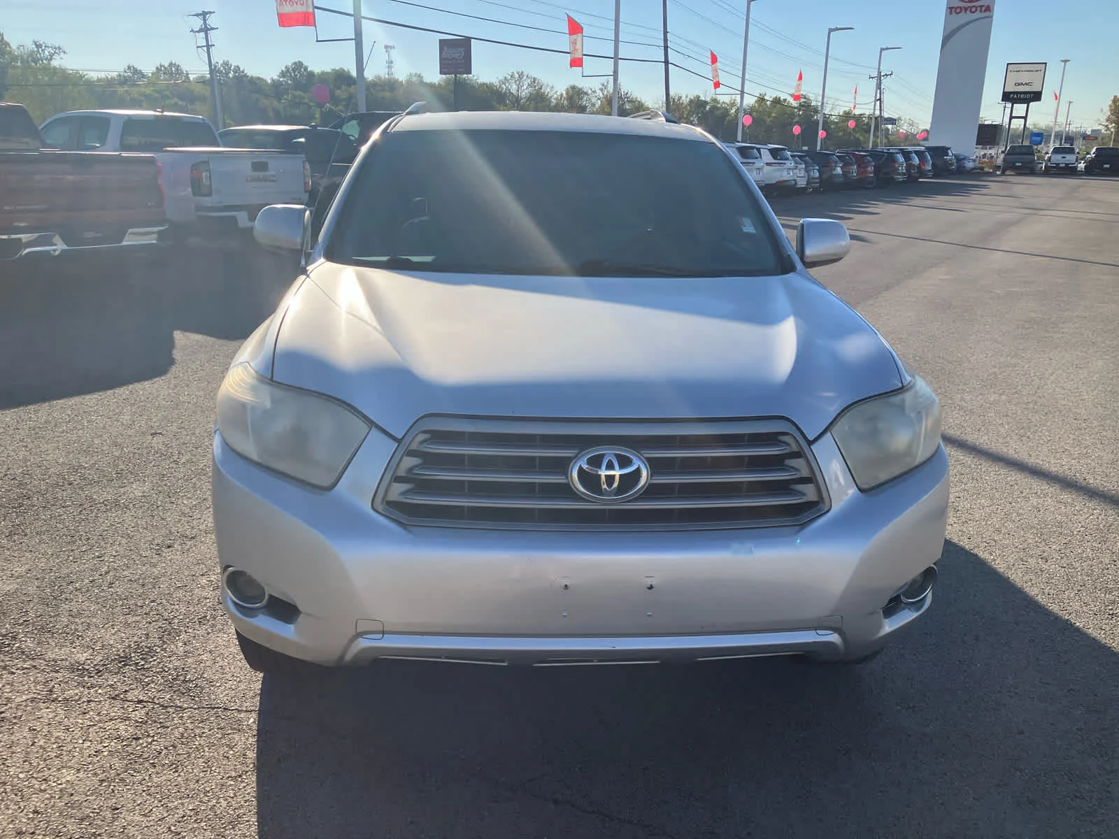 Used 2008 Classic Silver Metallic Toyota Base image 2