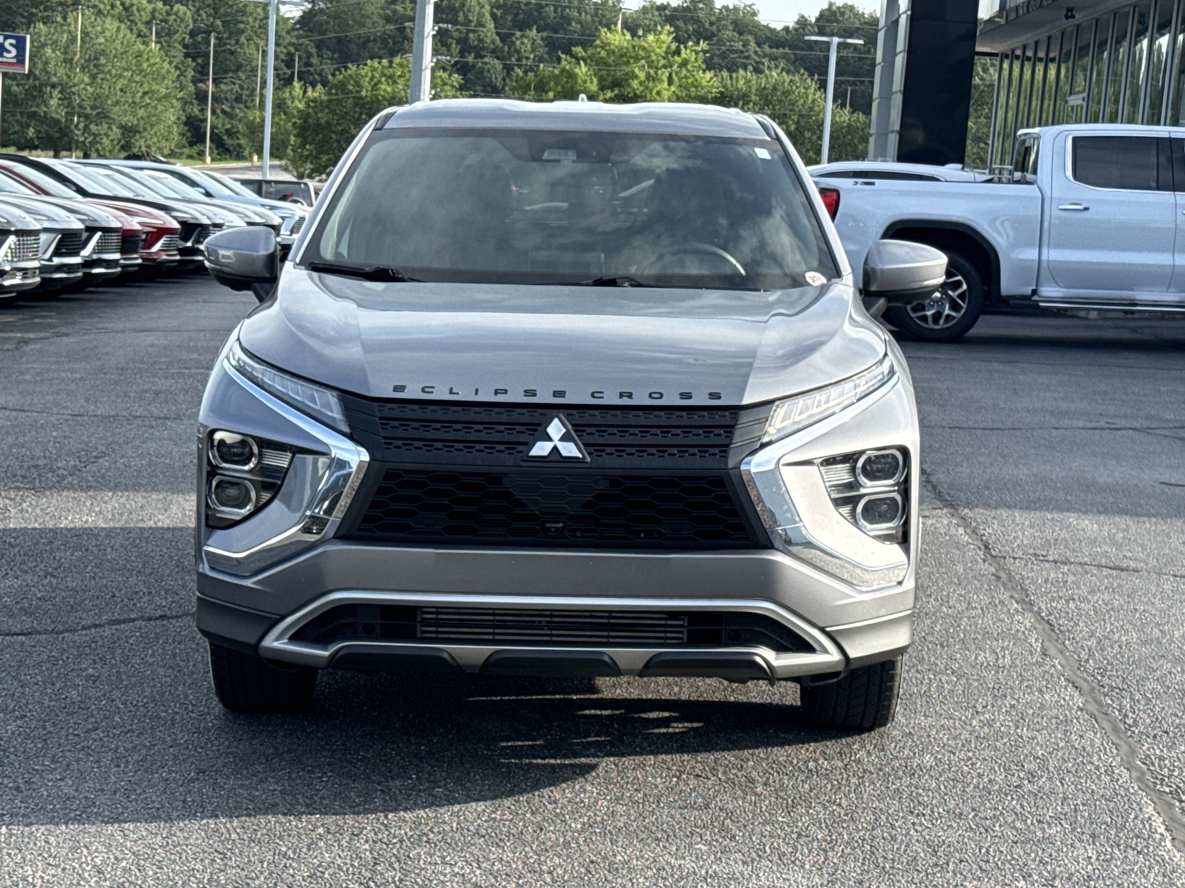 Used 2022  Mitsubishi SE image 15