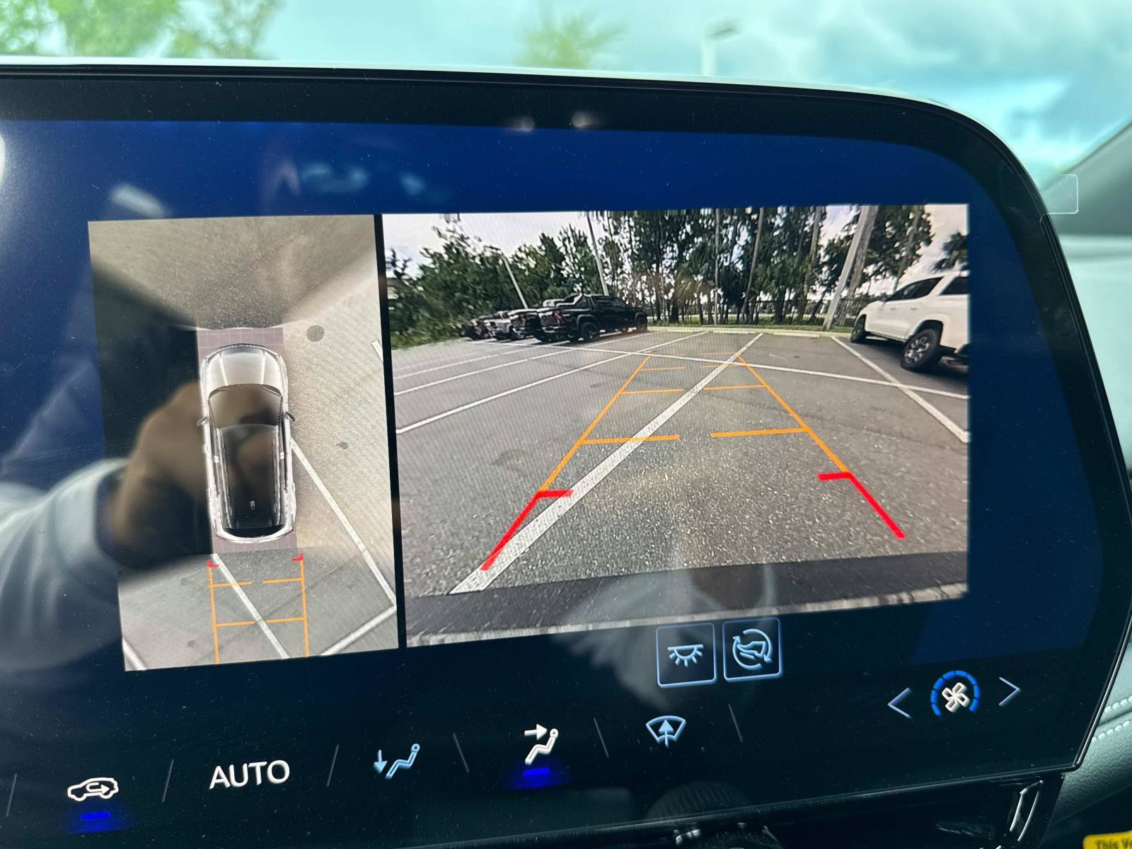 2025 Chevrolet Blazer EV LT - Photo 24