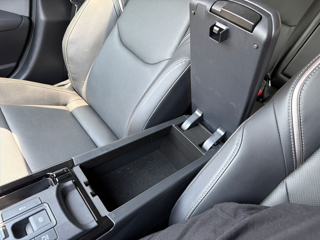 Used 2024 CUTTING EDGE Toyota Limited image 33