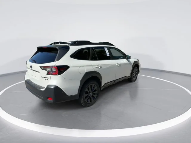 Used 2023 White Subaru Onyx Edition XT image 8