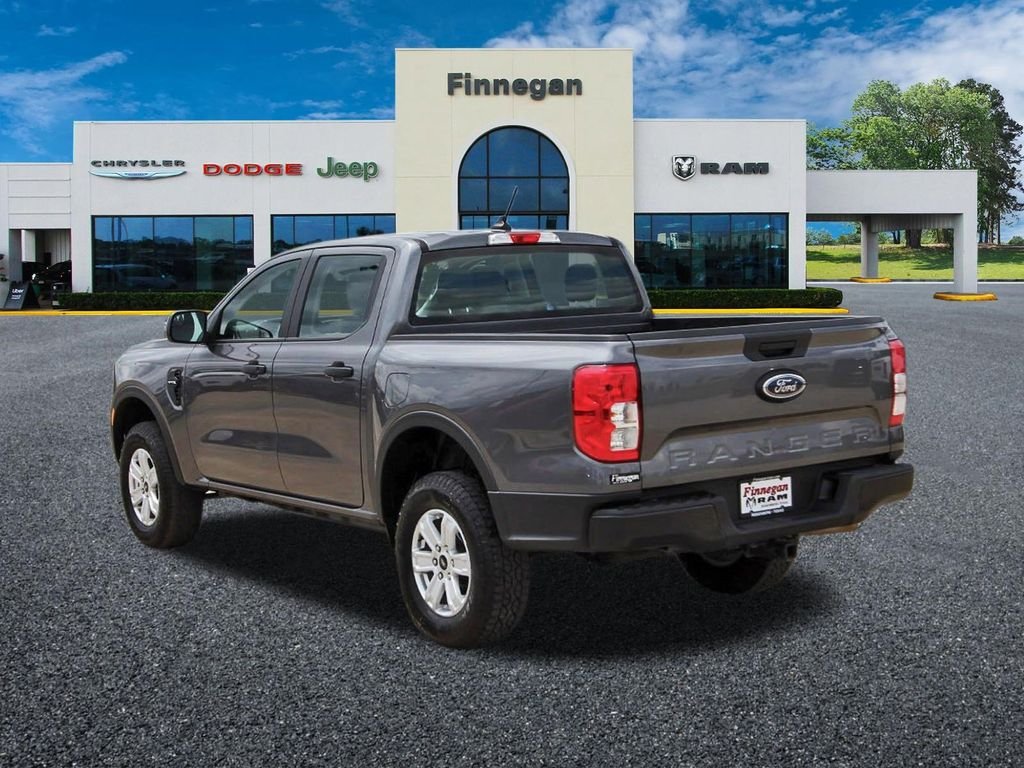 Used 2025 Gray Ford XL image 5